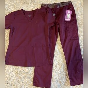MedCouture Scrubs Small